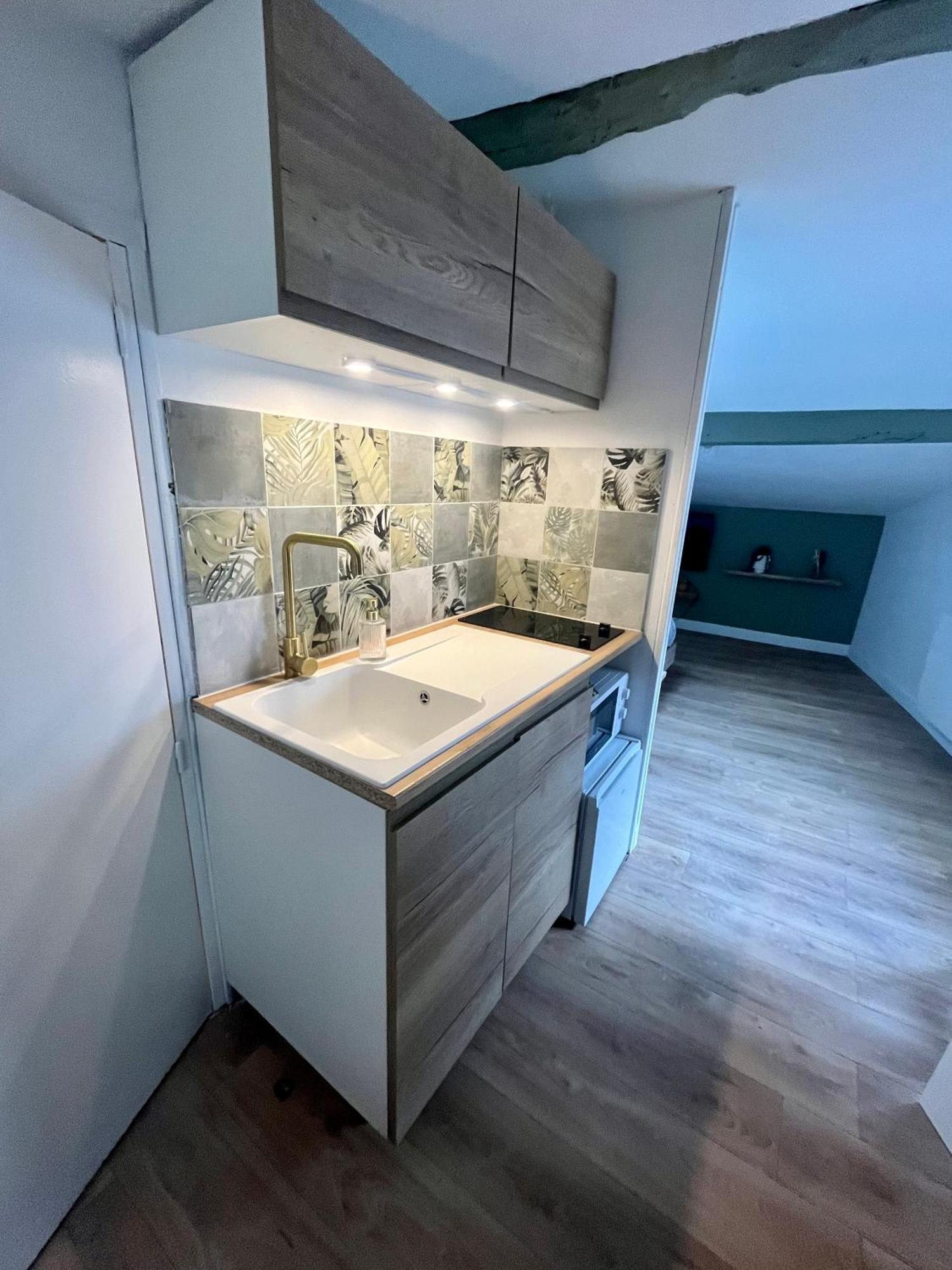 Apartamento Sous Les Toits Du Parvis Niort Exterior foto